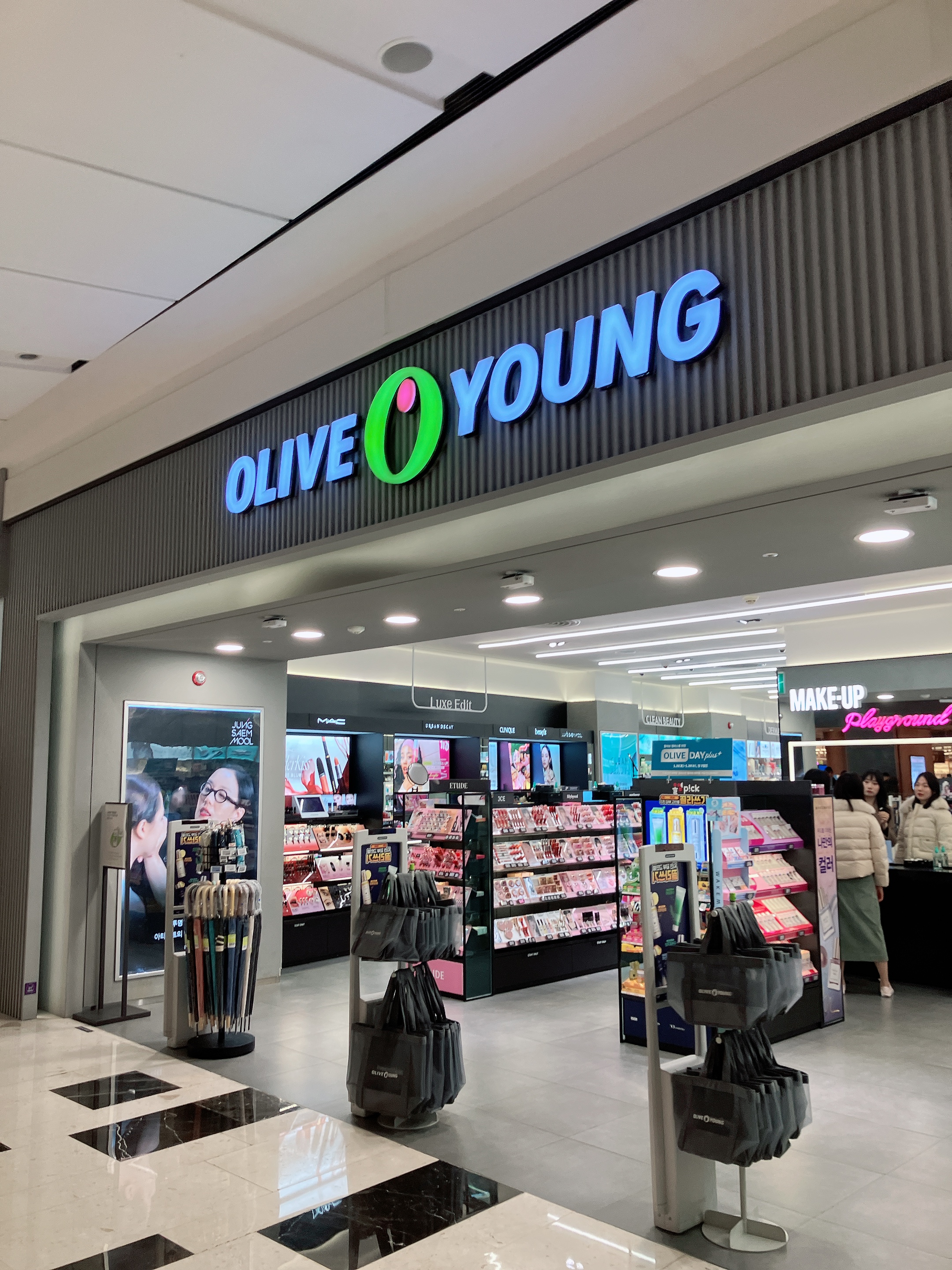 Top 3 Olive Young Must-Buy Snacks by Delight Project, Osulloc & Labnosh