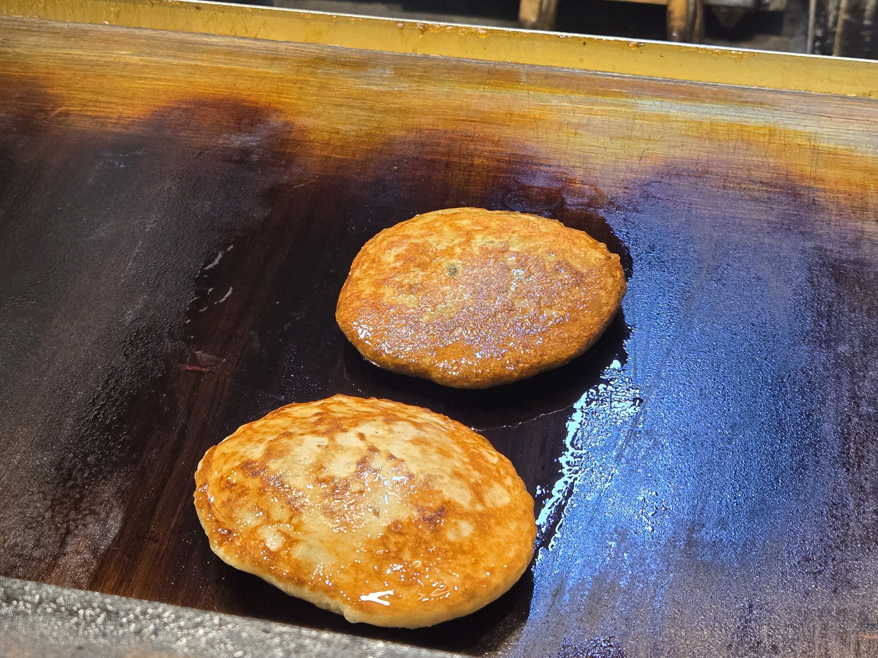 Top 3 Street Food in Korea You Must Try in Winter | Bunggeo-ppang, Hotteok & Korean Sweet Potatoes